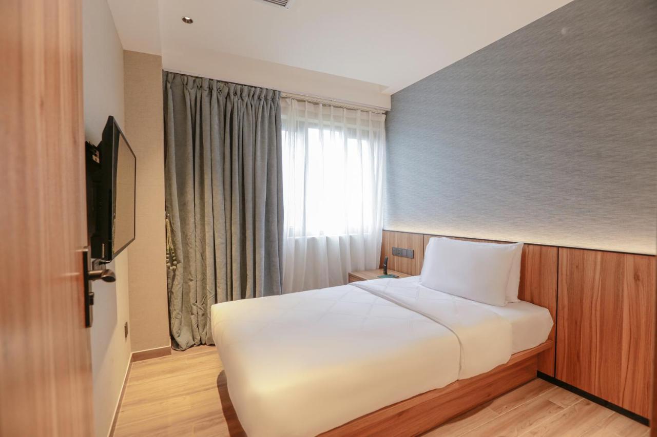 Hotel Casiana & Events Center Tagaytay Managed By Hii Tagaytay City Exterior foto